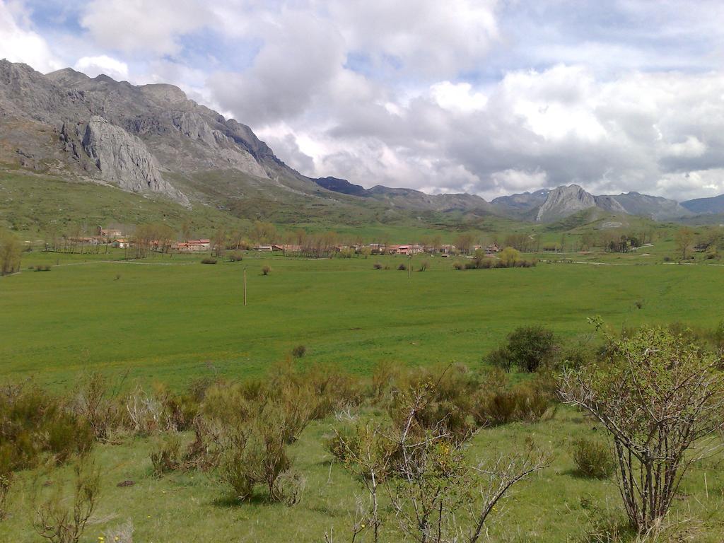 Hotel Rural Rio Viejo Cubillas de Arbas المظهر الخارجي الصورة